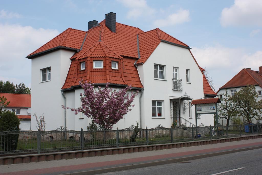 Agnieszkas Pension ハーフェルベルク エクステリア 写真